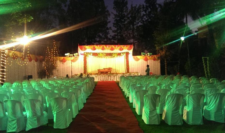 Hotel Sangam Karād 外观 照片