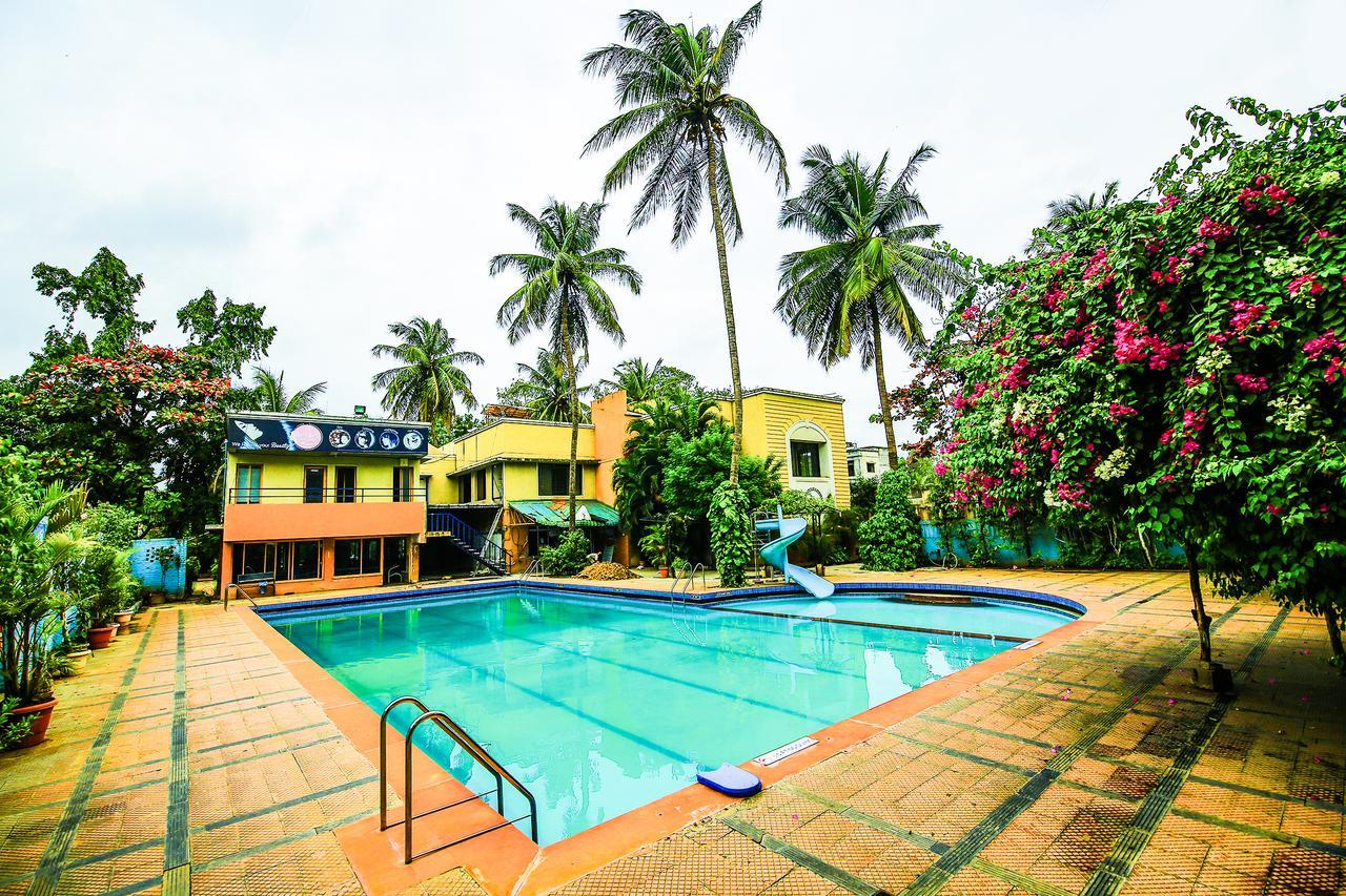 Hotel Sangam Karād 外观 照片