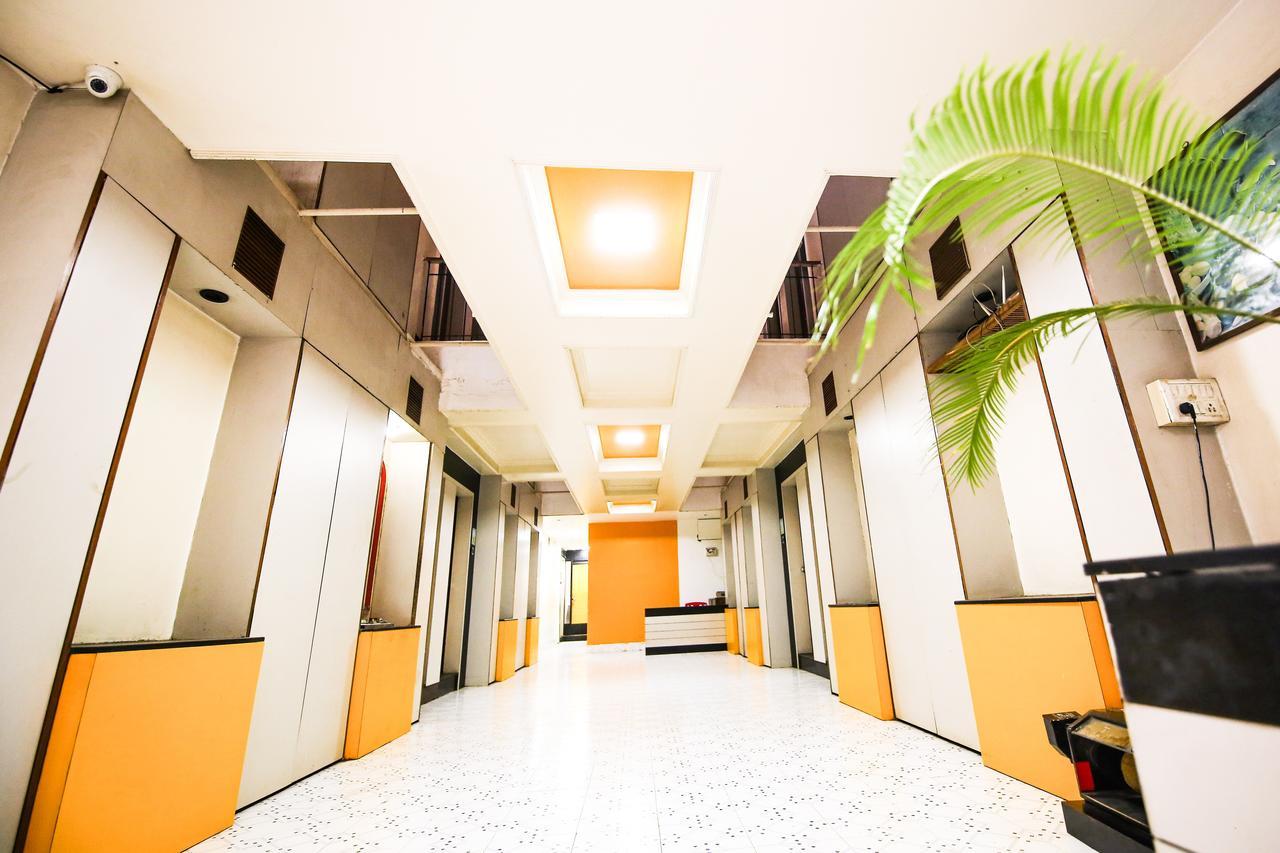 Hotel Sangam Karād 外观 照片