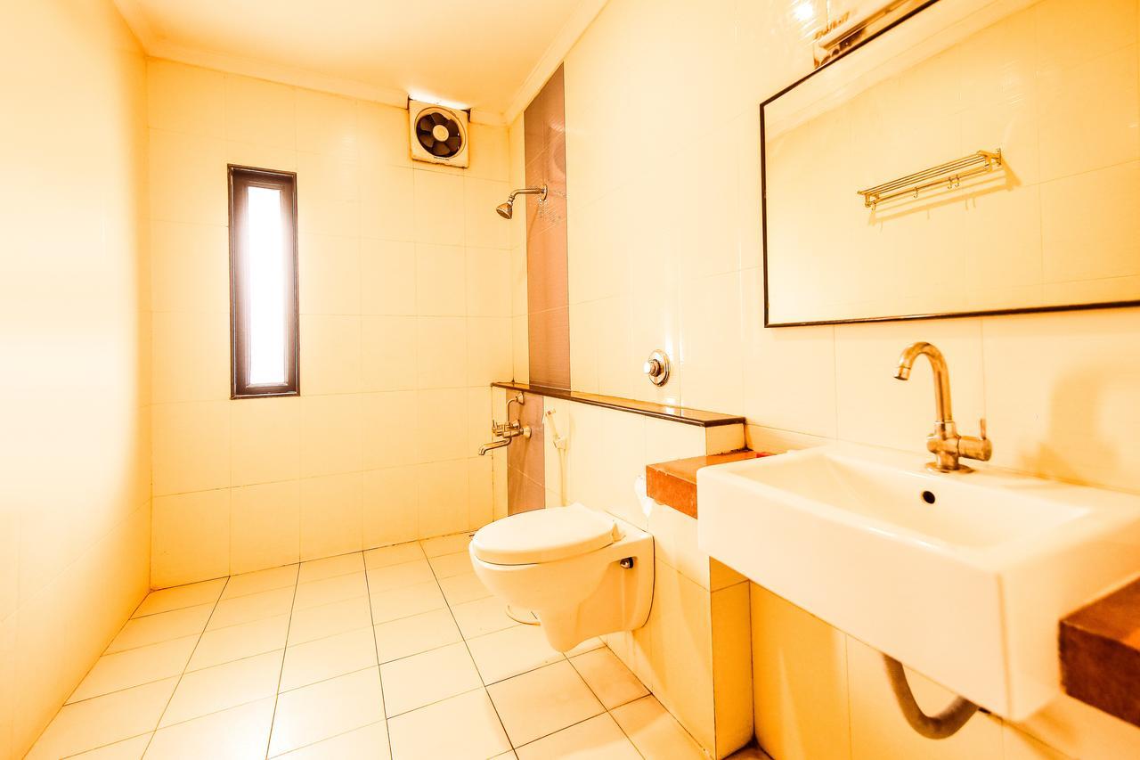 Hotel Sangam Karād 外观 照片
