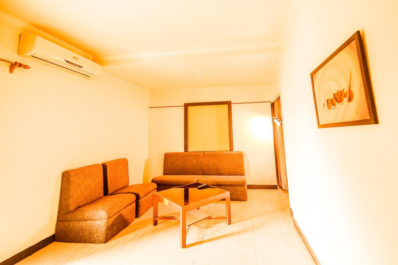 Hotel Sangam Karād 外观 照片